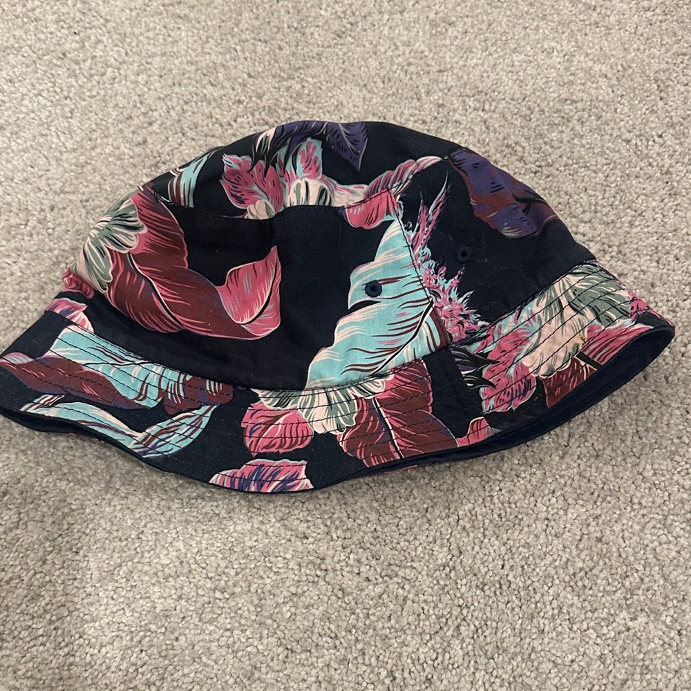 Huf Multicolor Leaf Pattern Bucket Hat - image 3